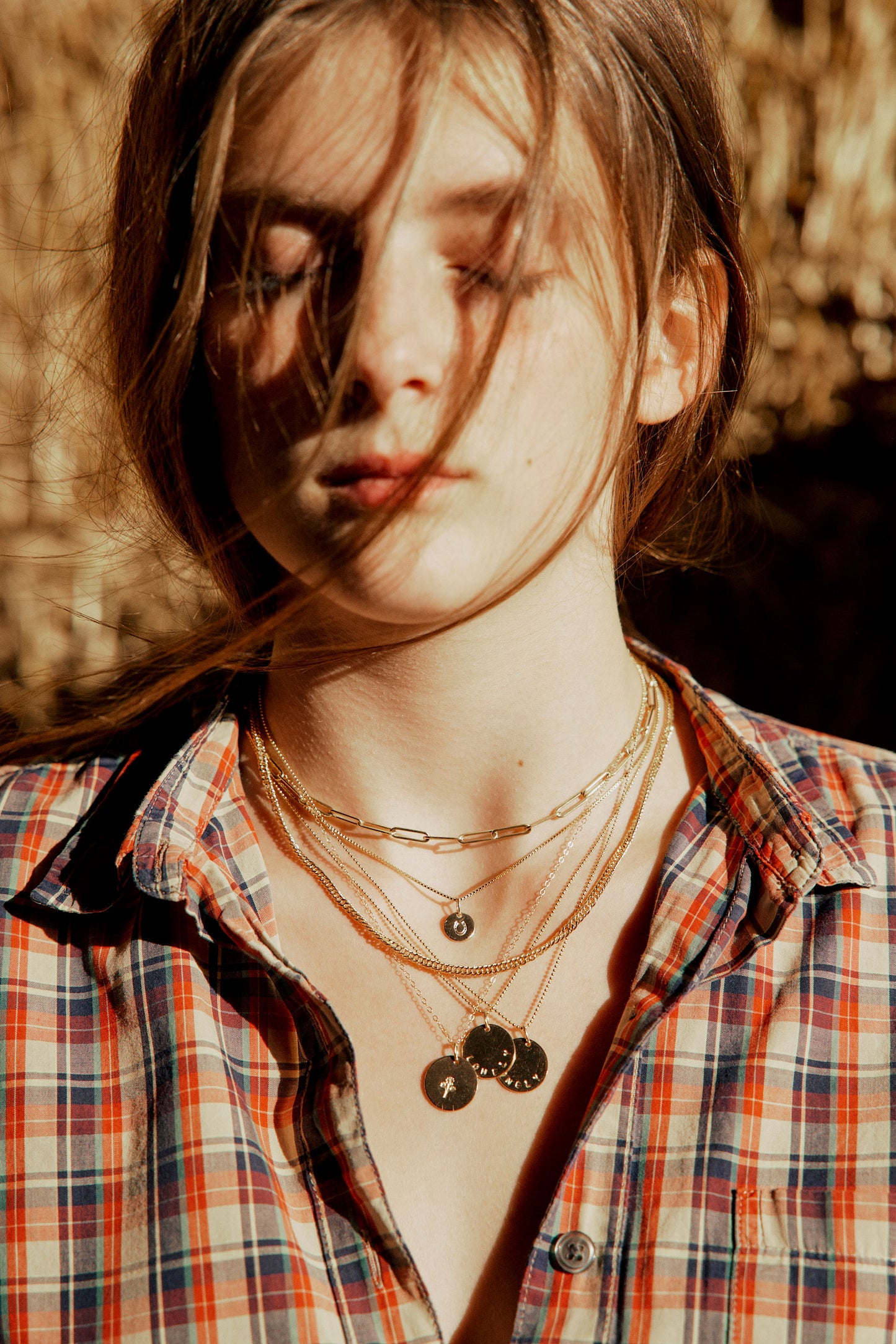 Gold Disc Necklace: Horseshoe